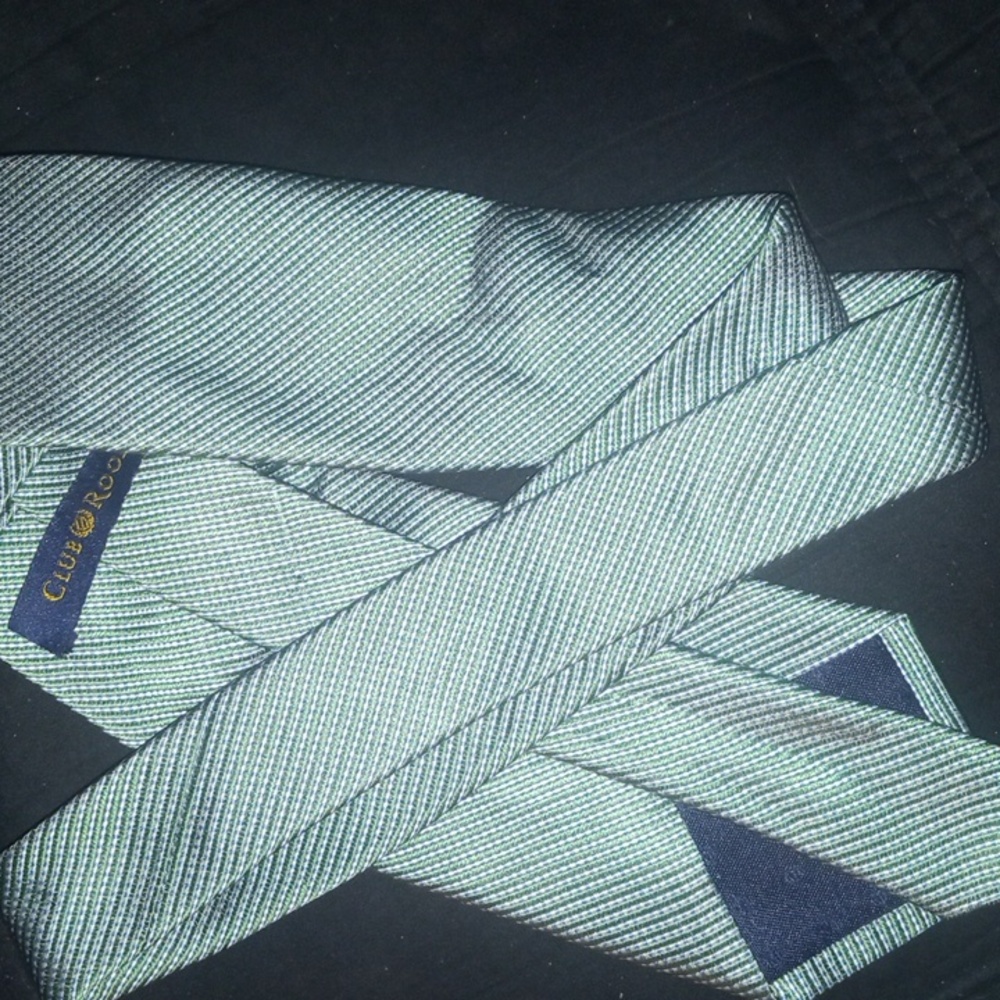 Men's tie